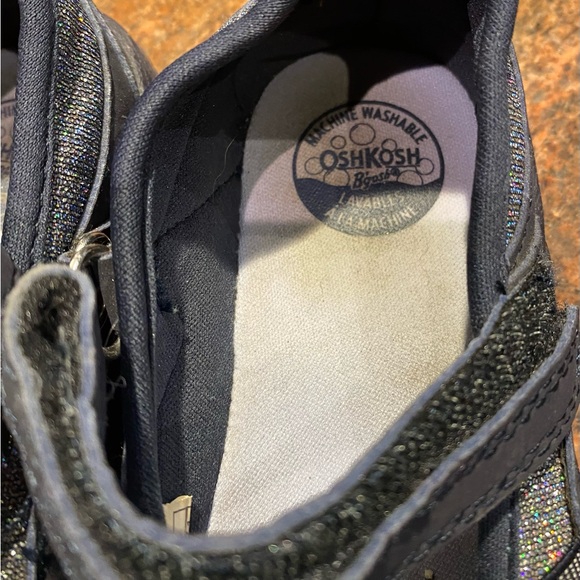 3 for $ 15 OshKosh B'Gosh Fawn girls Mary Jane Flat - Picture 2 of 6